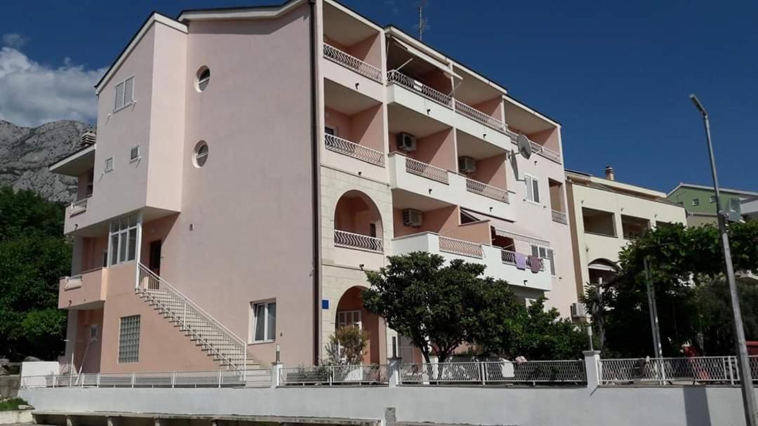 Katrin Apartment Tucepi Bagian luar foto