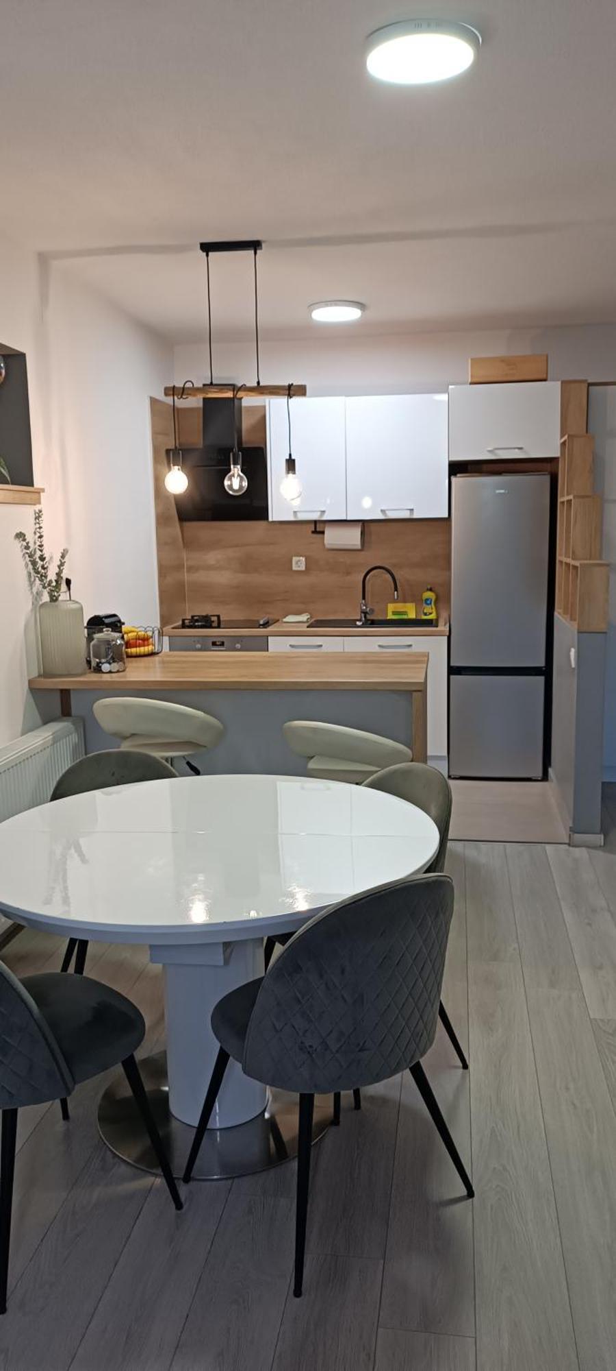 Katrin Apartment Tucepi Bagian luar foto